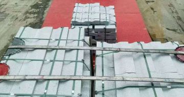 娄底 芝麻白仿形加直形路沿石出货日常