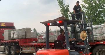 娄底 黄金麻冰裂纹，地铺石装车