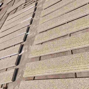 娄底 黄金麻花岗岩光面楼梯踏步