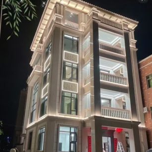 娄底 芝麻白花岗岩别墅外墙夜间效果