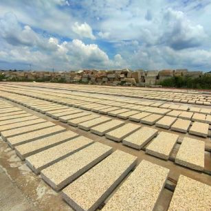 娄底 黄金麻荔枝面花岗岩石材地铺石防护中