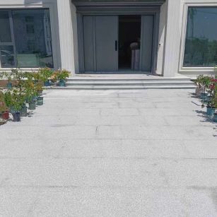 娄底 芝麻白花岗岩地铺石地面铺装