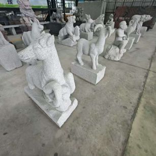 娄底 芝麻白花岗岩造型立体雕刻——十二生肖