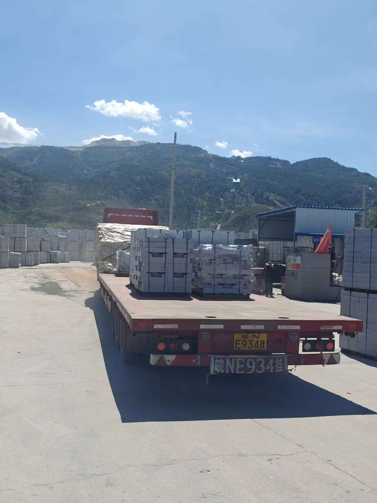 娄底 芝麻白仿形路沿石，直形路沿石