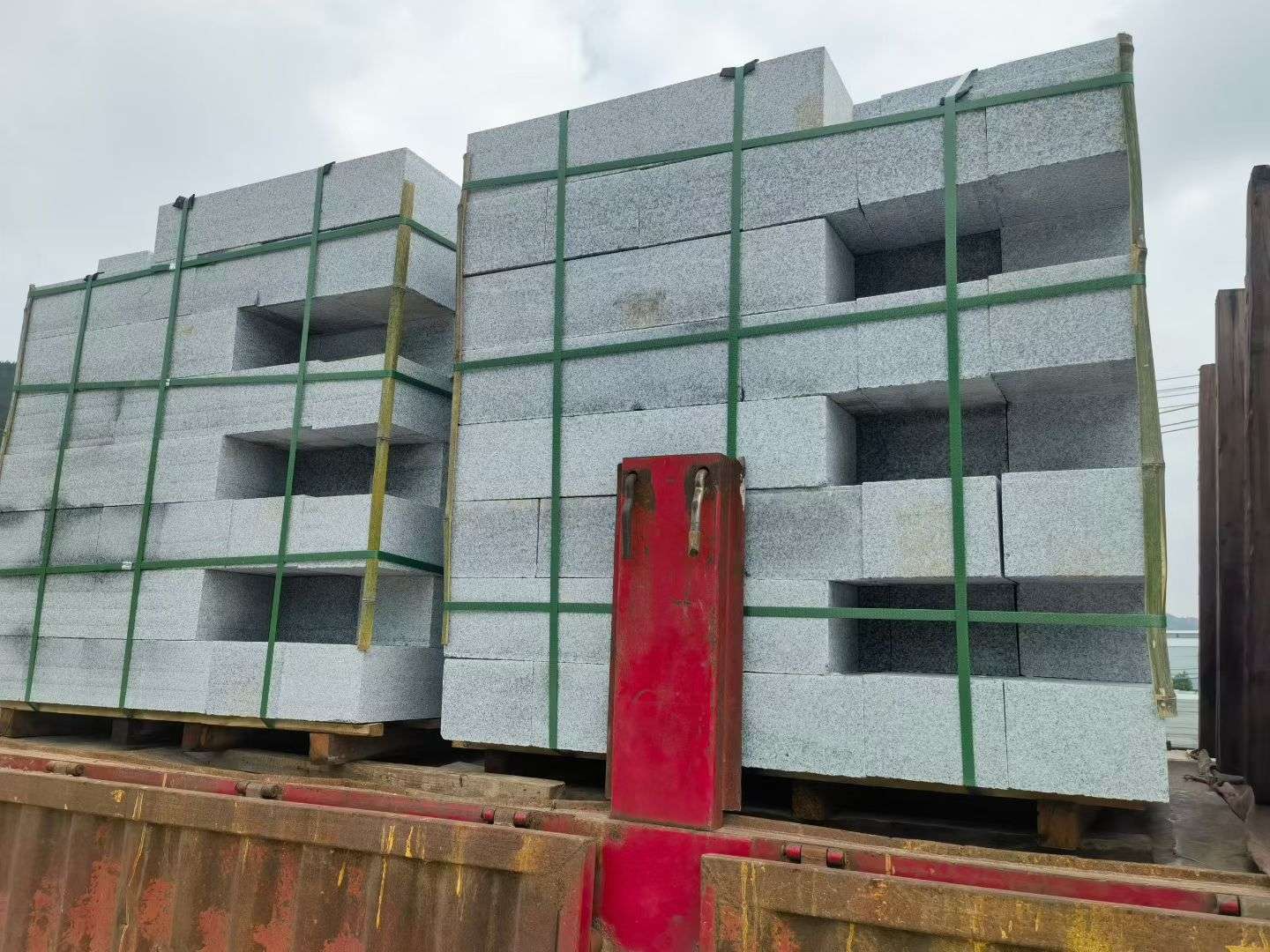 娄底 芝麻白花岗岩路沿石，平石，路侧石，马路牙子，路缘石，立缘石，平缘石等