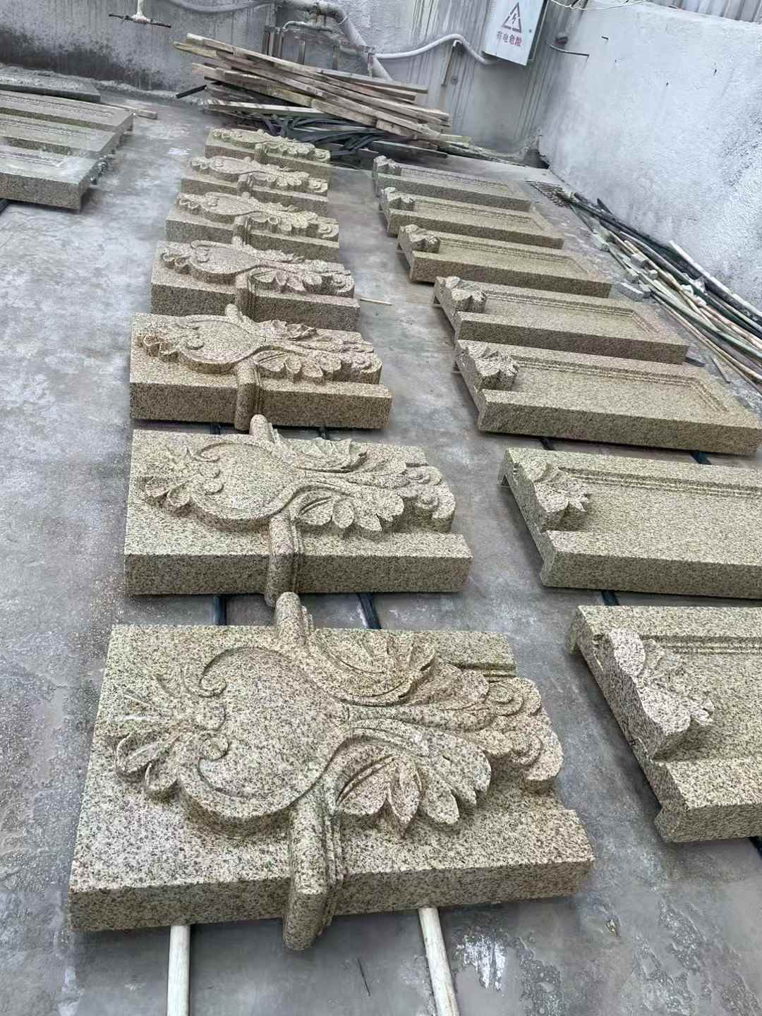 娄底 黄金麻花岗岩别墅外墙雕刻板