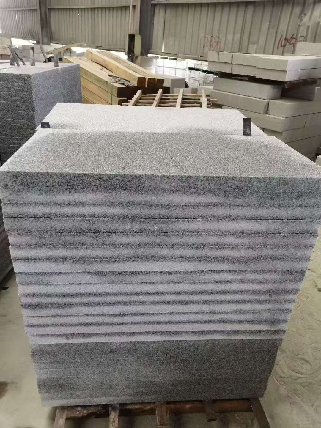 娄底 芝麻白5公分火烧地铺成品，900*400，规格可定制